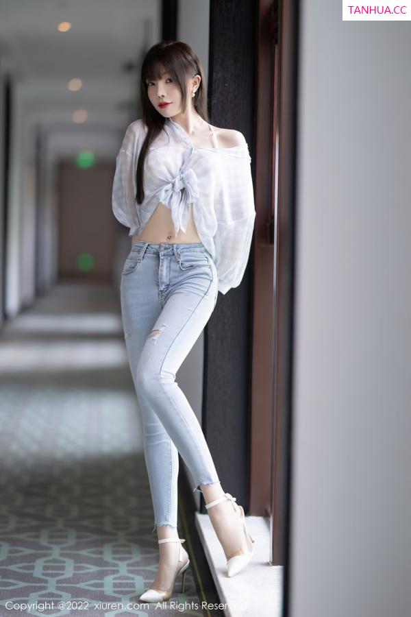 陈芝 芝芝Booty [XiuRen]高清写真图 2022.05.07 No.4976 芝芝Booty第5张图片